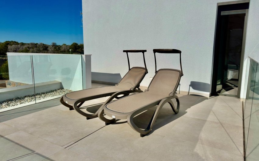 Resale - Villa -
Orihuela - Las Colinas Golf