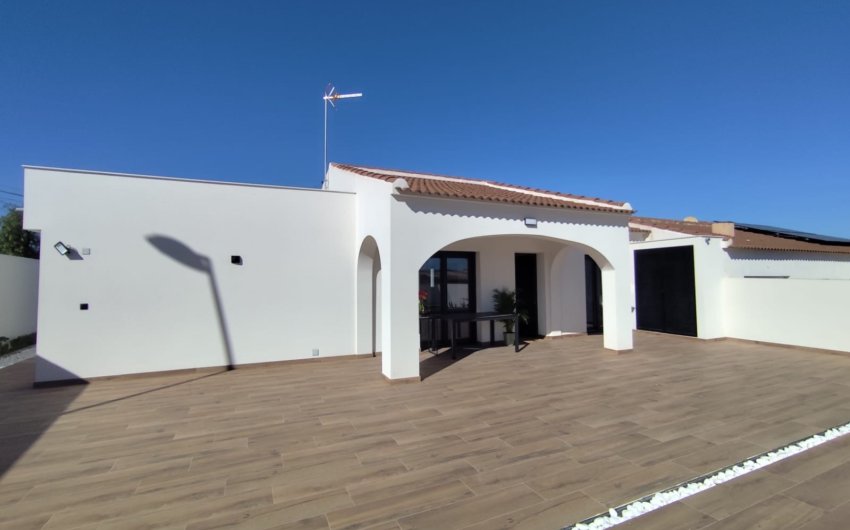 Resale - Villa -
Orihuela - Los Balcones