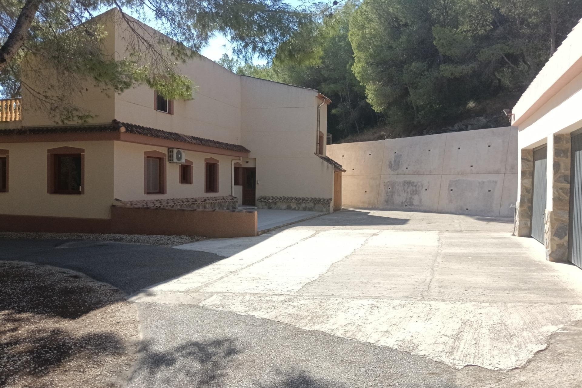 Resale - Villa -
Orihuela - Torremendo
