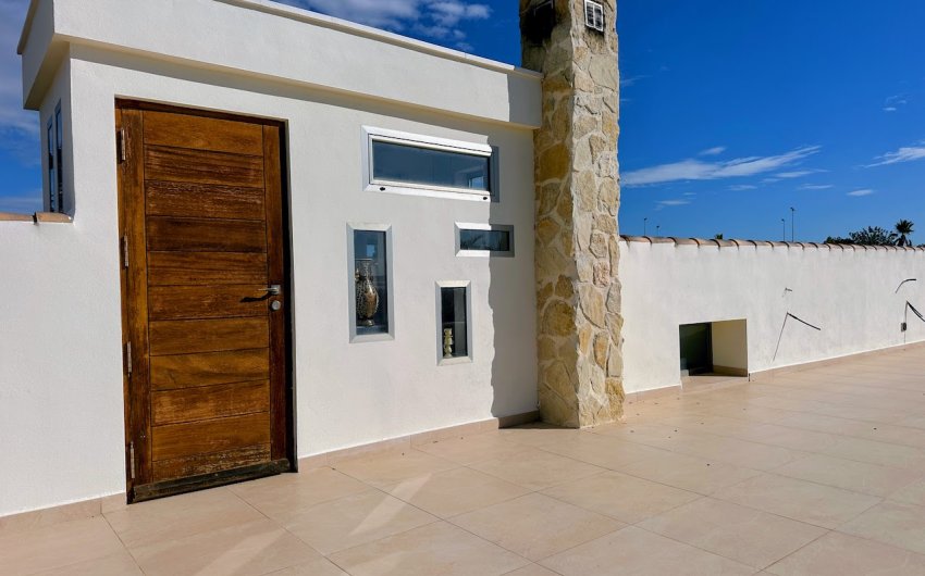 Resale - Villa -
Orihuela - Torremendo