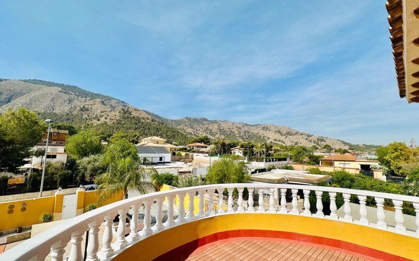 Resale - Villa -
Orihuela - Urb. Montepinar