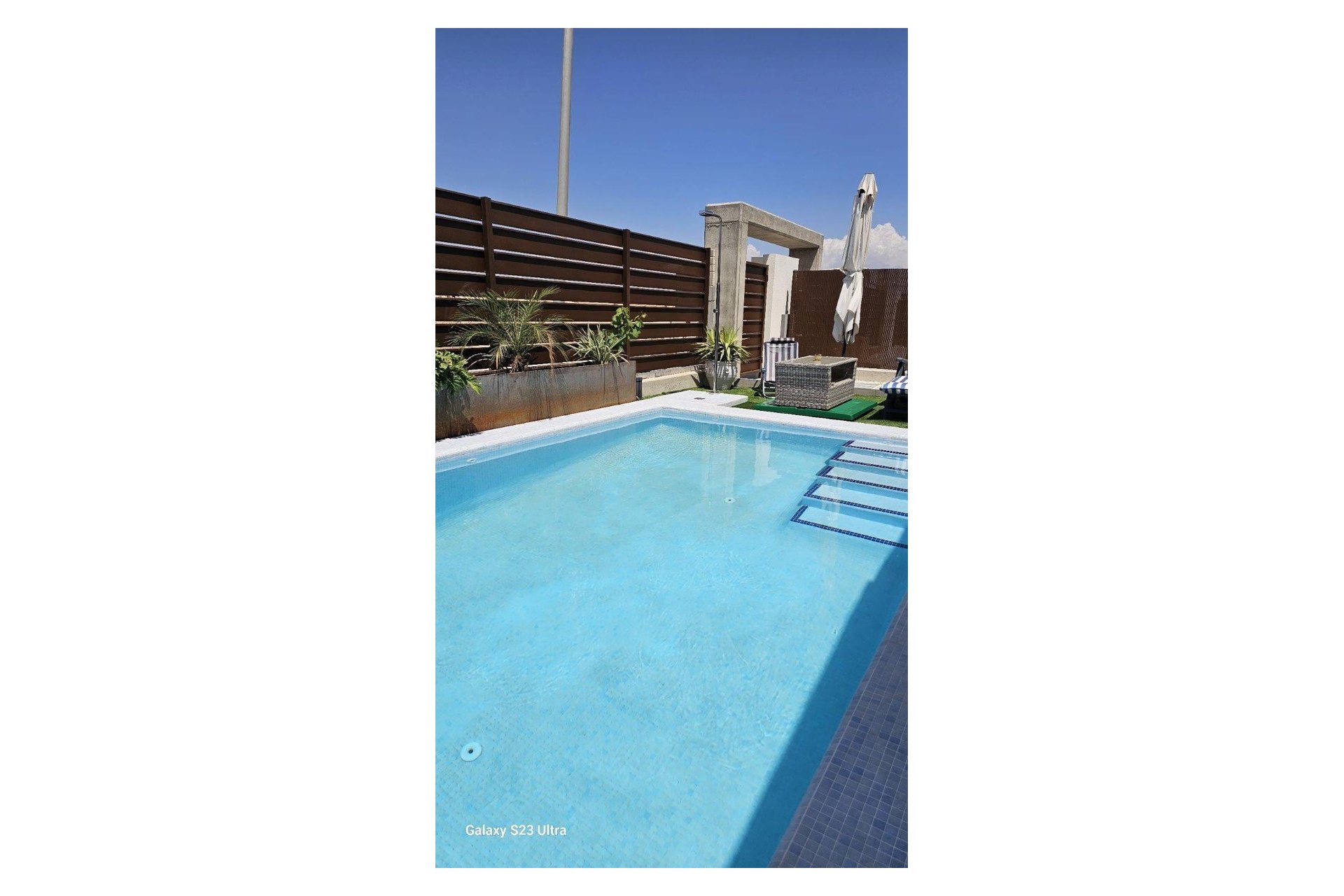 Resale - Villa -
Orihuela - Vistabella