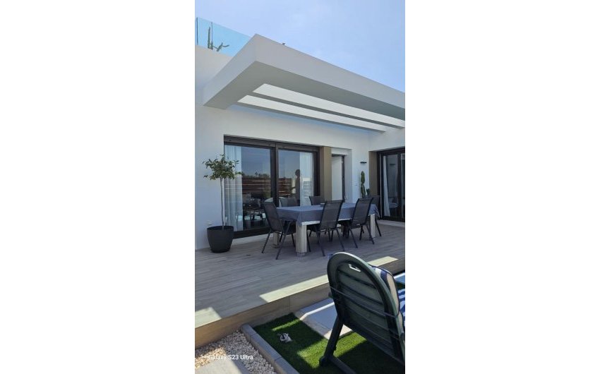 Resale - Villa -
Orihuela - Vistabella