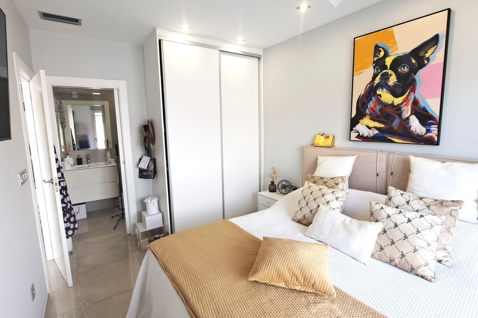 Resale - Villa -
Pau 26 - Villamartin