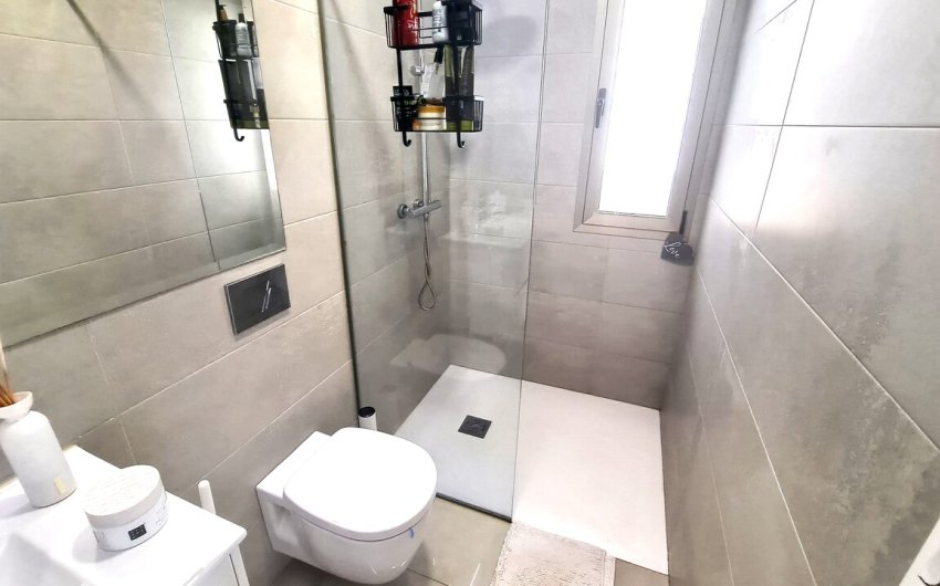 Resale - Villa -
Pau 26 - Villamartin