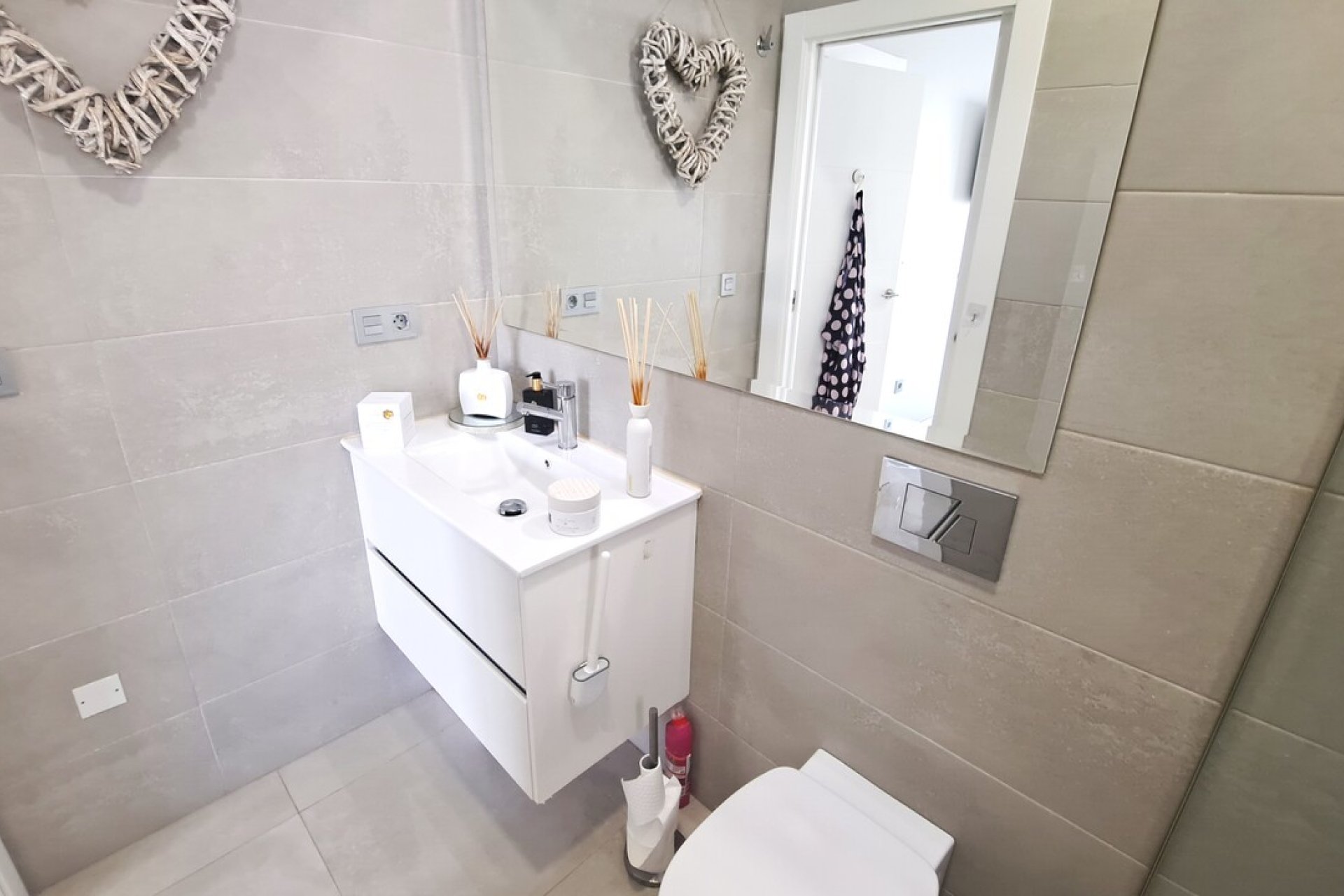 Resale - Villa -
Pau 26 - Villamartin