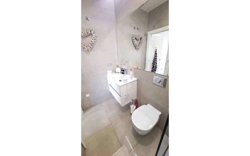 Resale - Villa -
Pau 26 - Villamartin