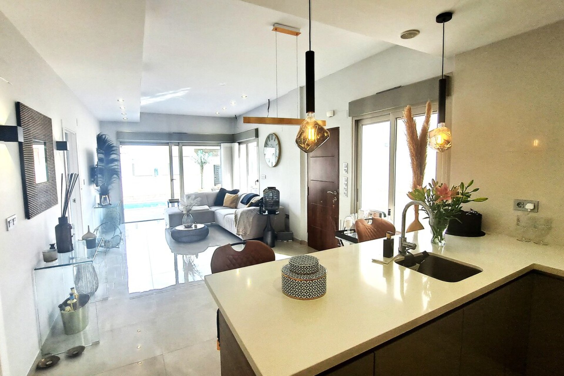 Resale - Villa -
Pau 26 - Villamartin