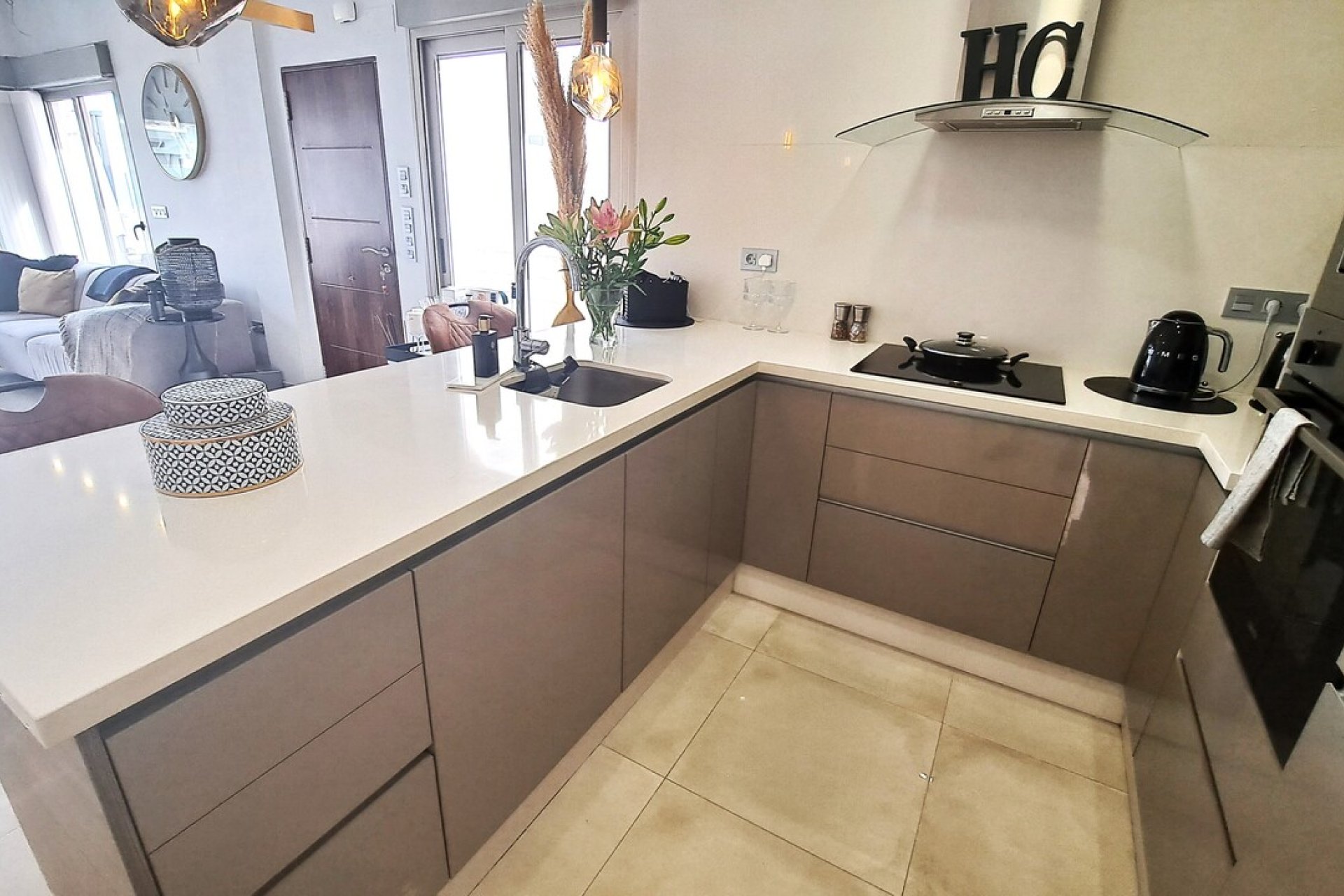 Resale - Villa -
Pau 26 - Villamartin