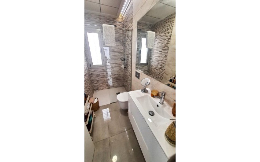 Resale - Villa -
Pau 26 - Villamartin