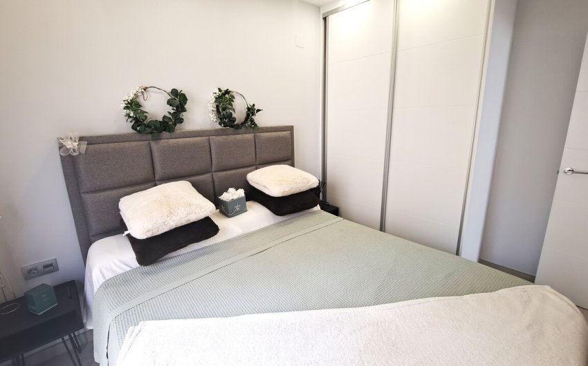 Resale - Villa -
Pau 26 - Villamartin