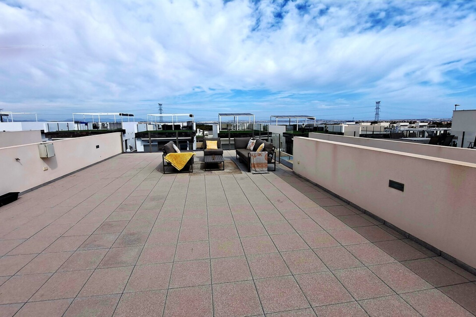 Resale - Villa -
Pau 26 - Villamartin