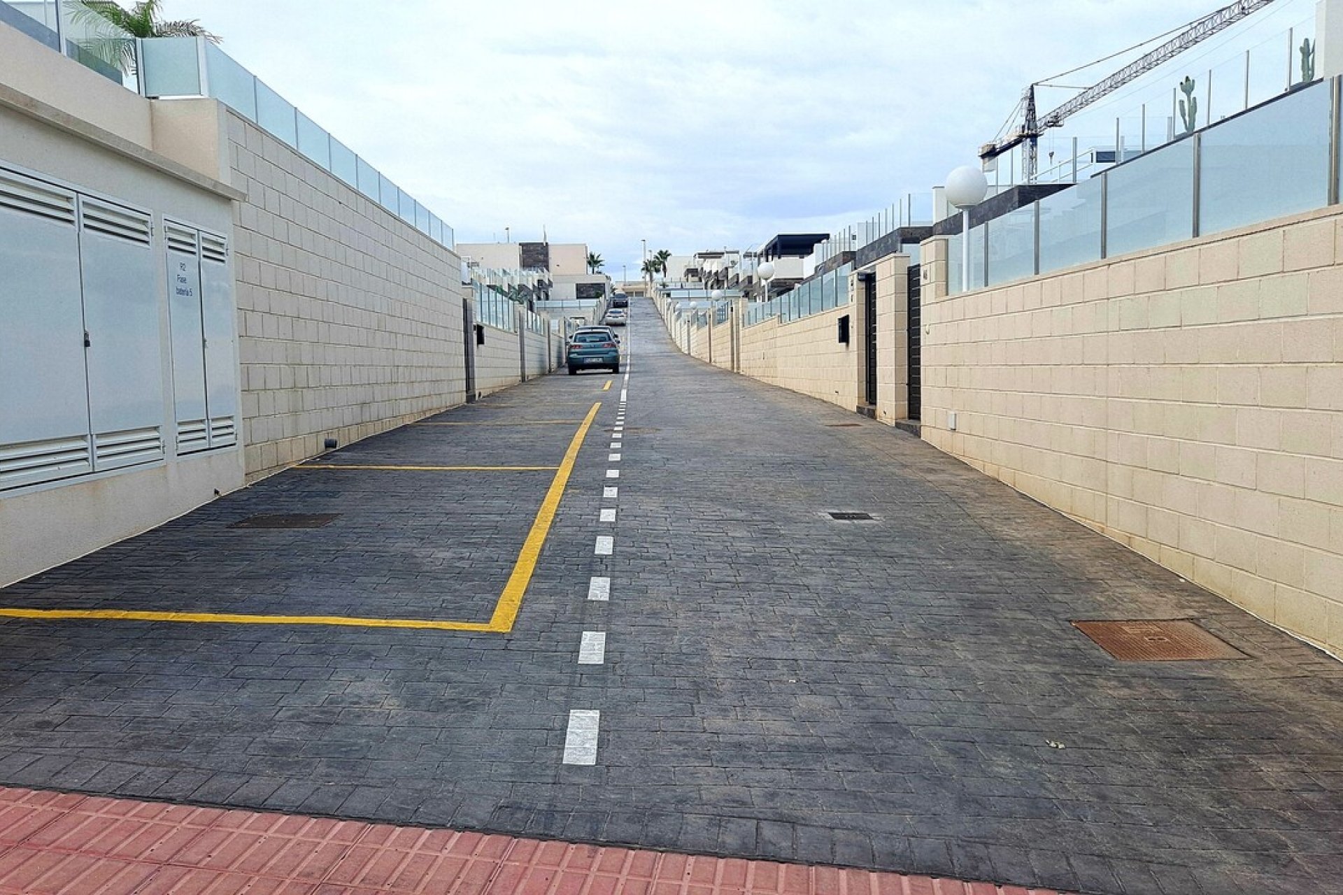 Resale - Villa -
Pau 26 - Villamartin