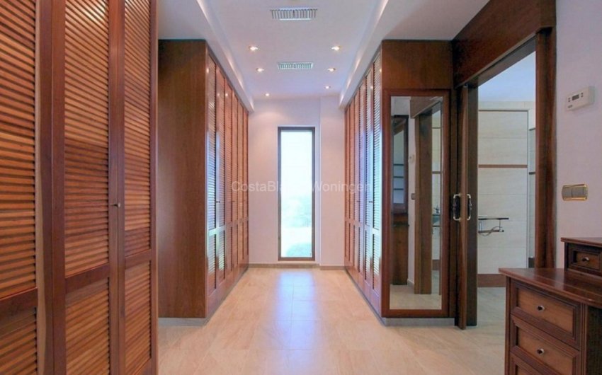 Resale - Villa -
Penáguila