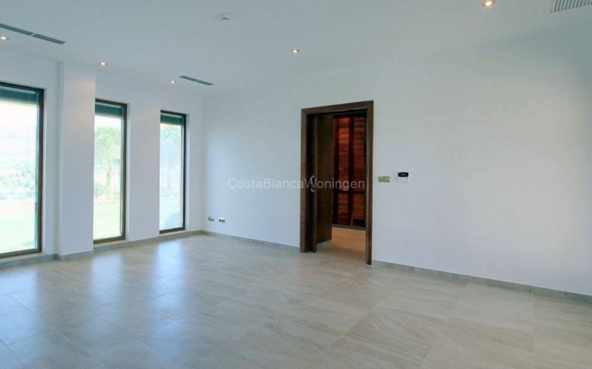 Resale - Villa -
Penáguila