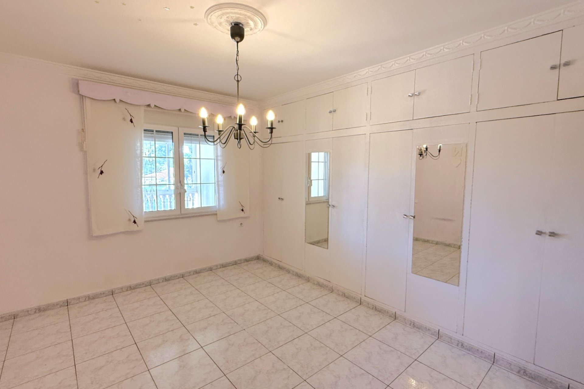 Resale - Villa -
Pilar de la Horadada - Costa Blanca Sur