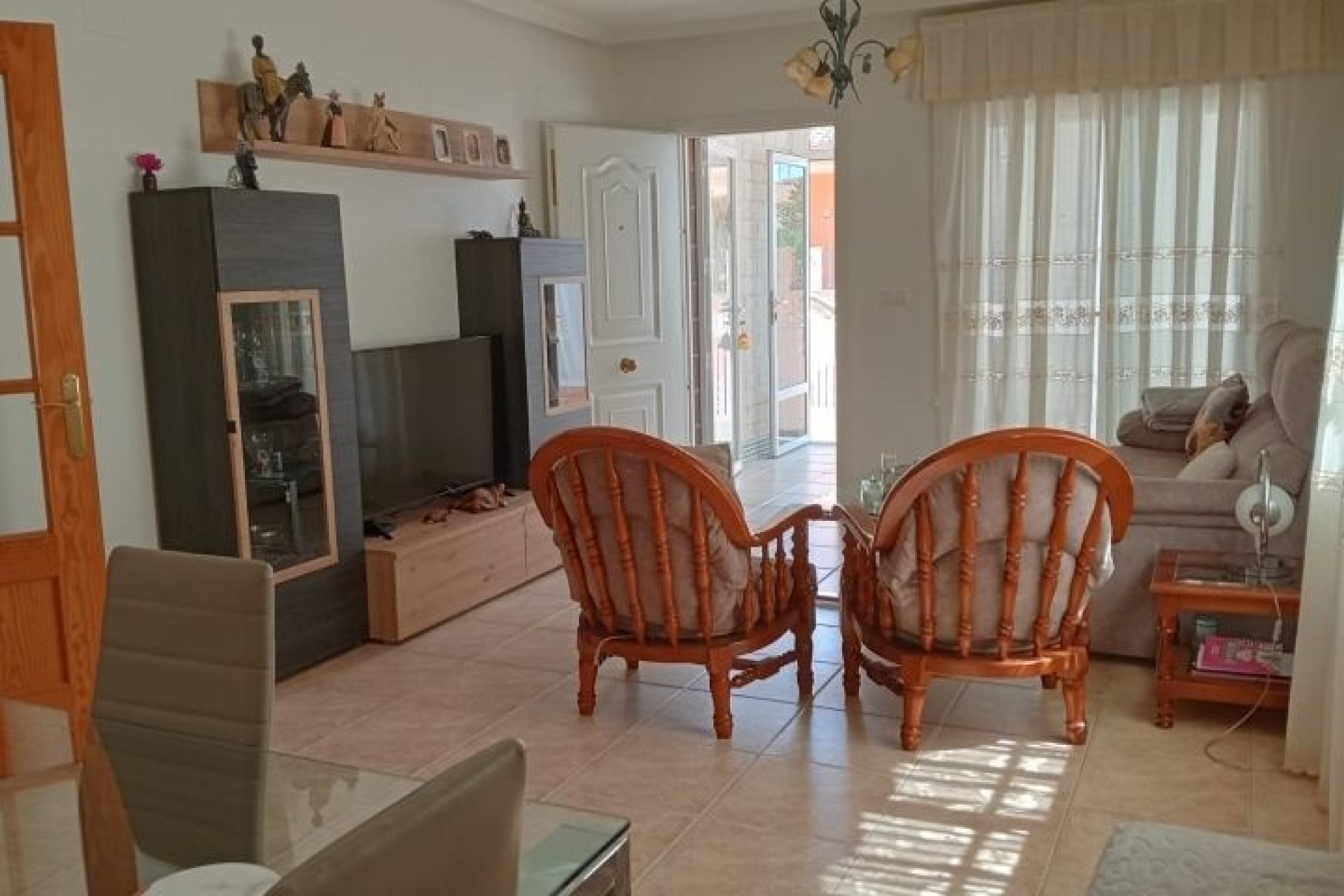 Resale - Villa -
Pilar de la Horadada - Costa Blanca