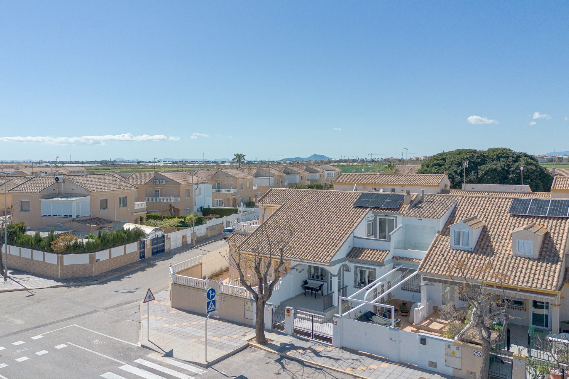 Resale - Villa -
Pilar de la Horadada - Costa Blanca
