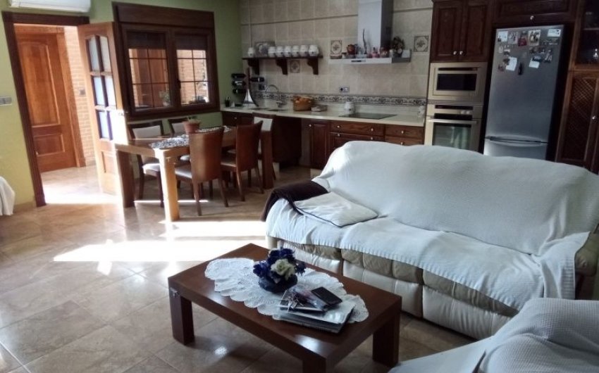 Resale - Villa -
Pilar de la Horadada - Costa Blanca