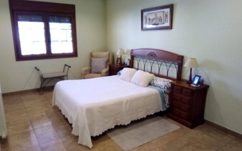 Resale - Villa -
Pilar de la Horadada - Costa Blanca