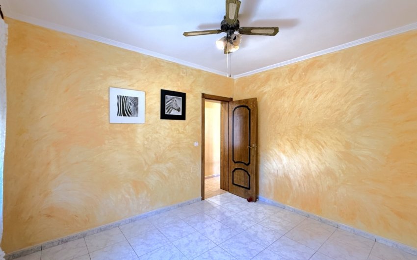 Resale - Villa -
Pilar de la Horadada - Costa Blanca