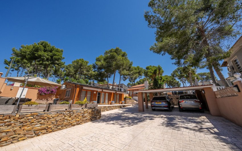 Resale - Villa -
Pilar de la Horadada - Pinar de Campoverde