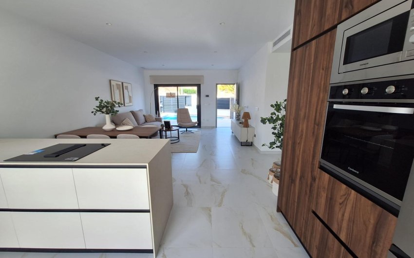 Resale - Villa -
Pilar de la Horadada - Pinar de Campoverde