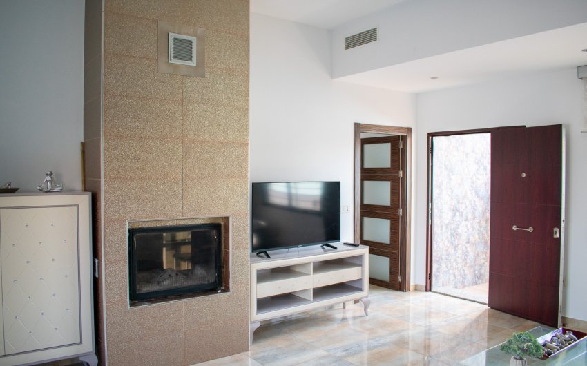 Resale - Villa -
Pilar de la Horadada - Torre de la Horadada