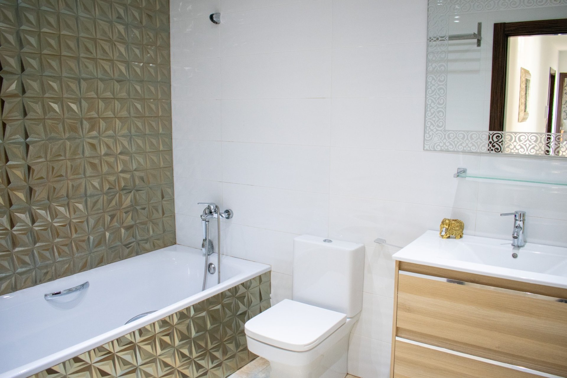 Resale - Villa -
Pilar de la Horadada - Torre de la Horadada