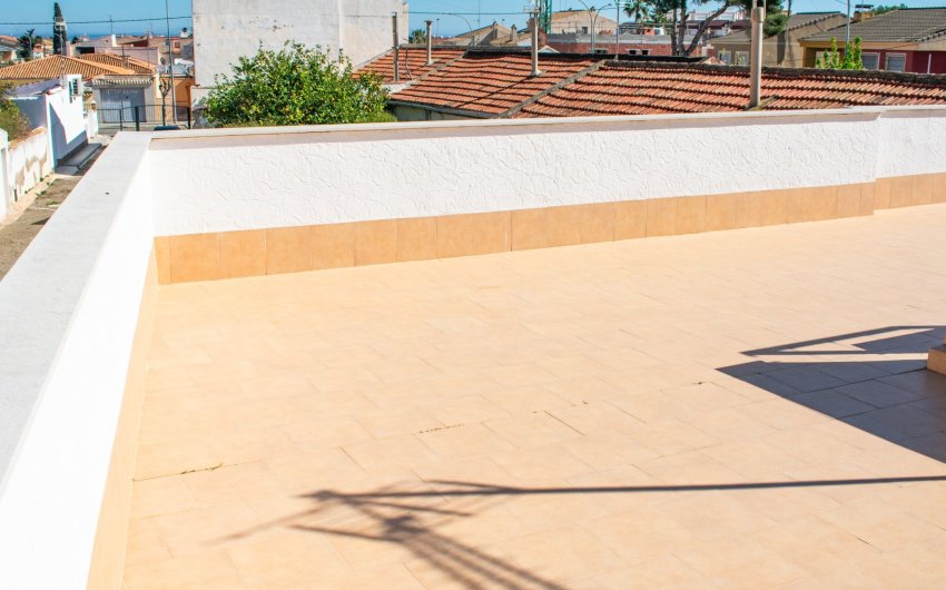 Resale - Villa -
Pilar de la Horadada - Torre de la Horadada