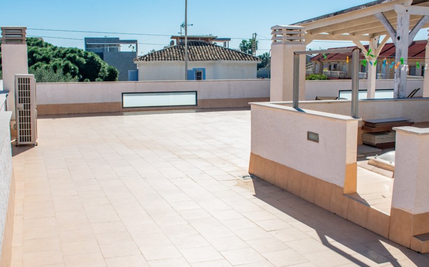 Resale - Villa -
Pilar de la Horadada - Torre de la Horadada
