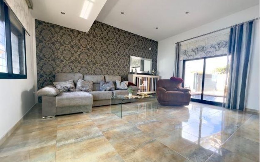 Resale - Villa -
Pilar de la Horadada - Torre De La Horadada