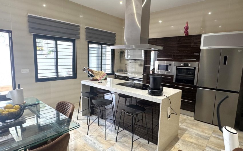 Resale - Villa -
Pilar de la Horadada - Torre De La Horadada