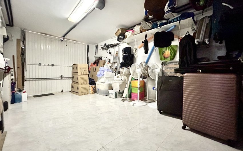 Resale - Villa -
Pinar de Campoverde - Inland