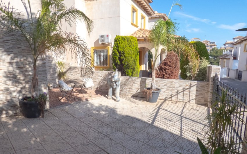 Resale - Villa -
Playa Flamenca - Costa Blanca