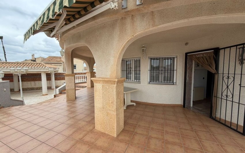 Resale - Villa -
Playa Flamenca - Costa Blanca