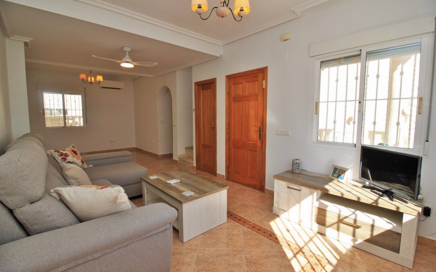 Resale - Villa -
Playa Flamenca