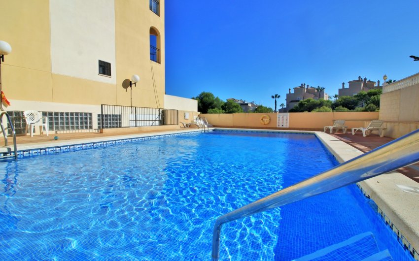 Resale - Villa -
Playa Flamenca