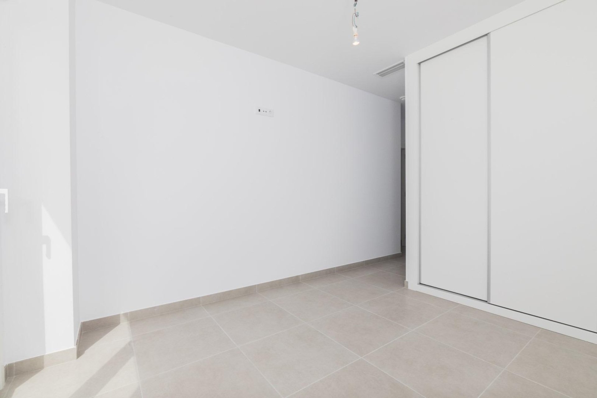 Resale - Villa -
Polop - Alberca
