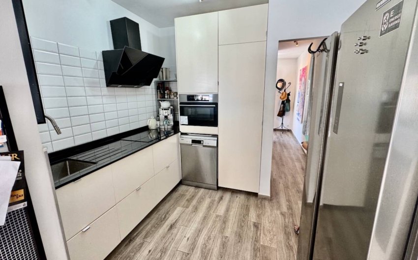 Resale - Villa -
Punta Prima