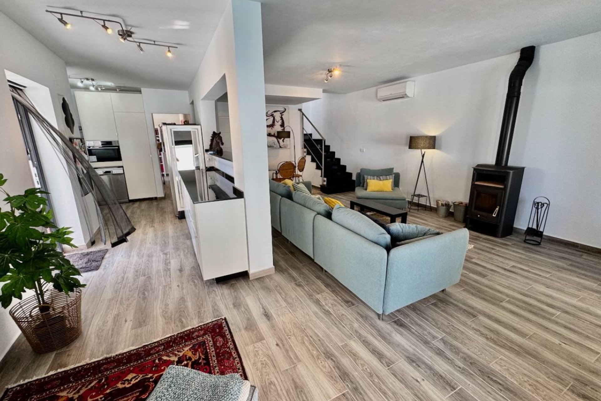 Resale - Villa -
Punta Prima