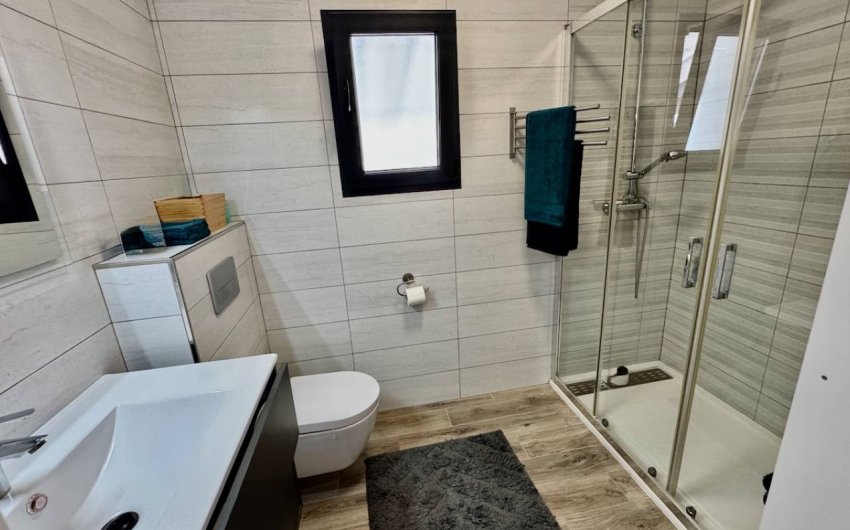 Resale - Villa -
Punta Prima