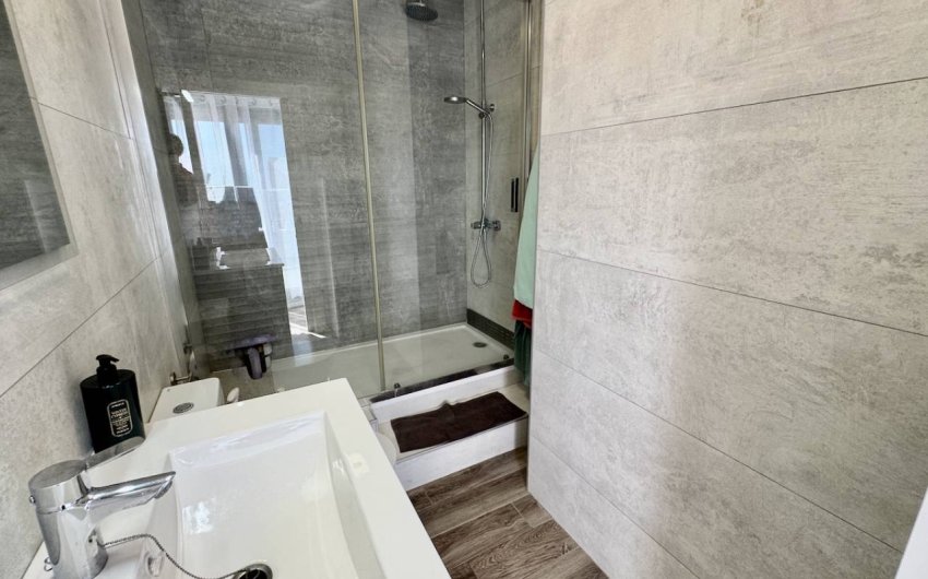 Resale - Villa -
Punta Prima