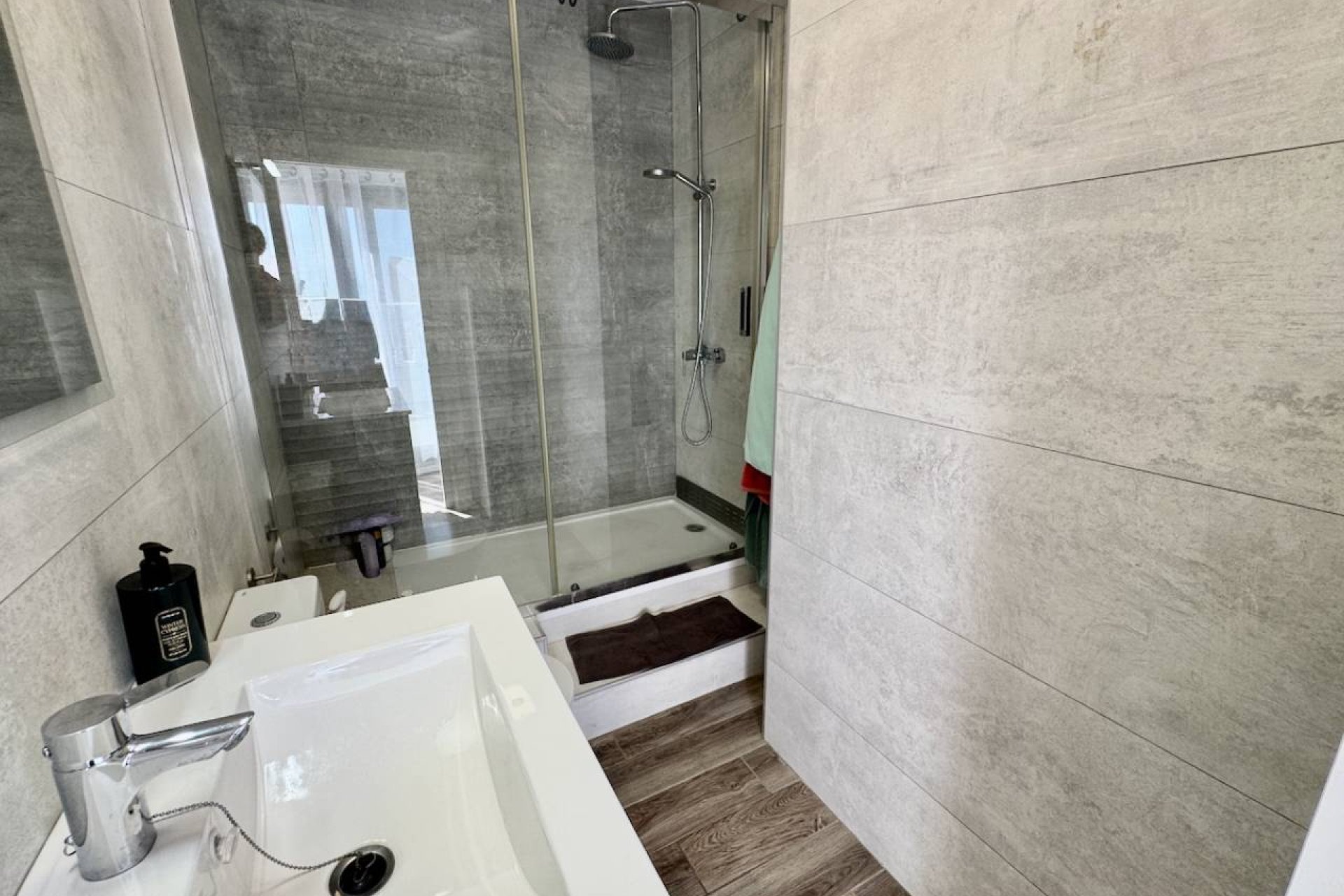 Resale - Villa -
Punta Prima