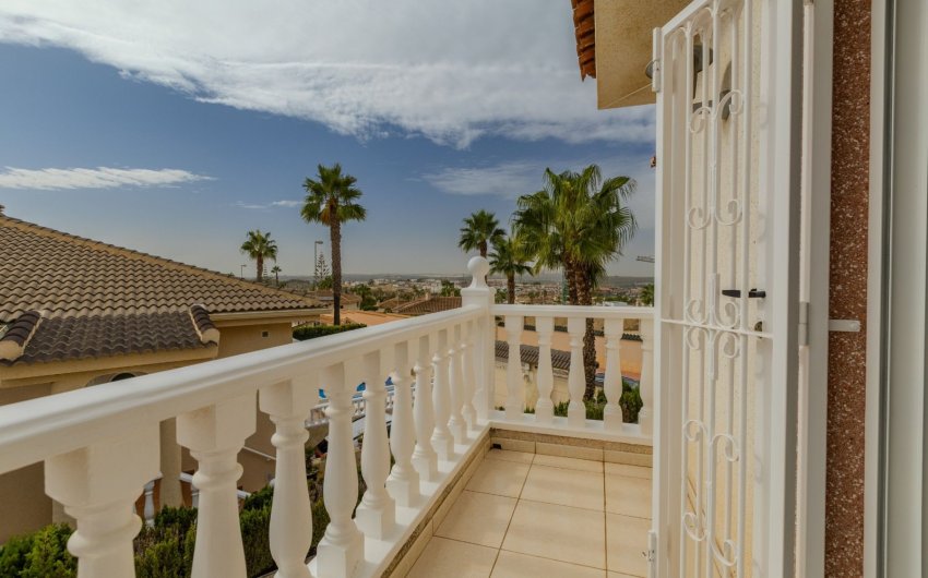 Resale - Villa -
Rojales - Benimar