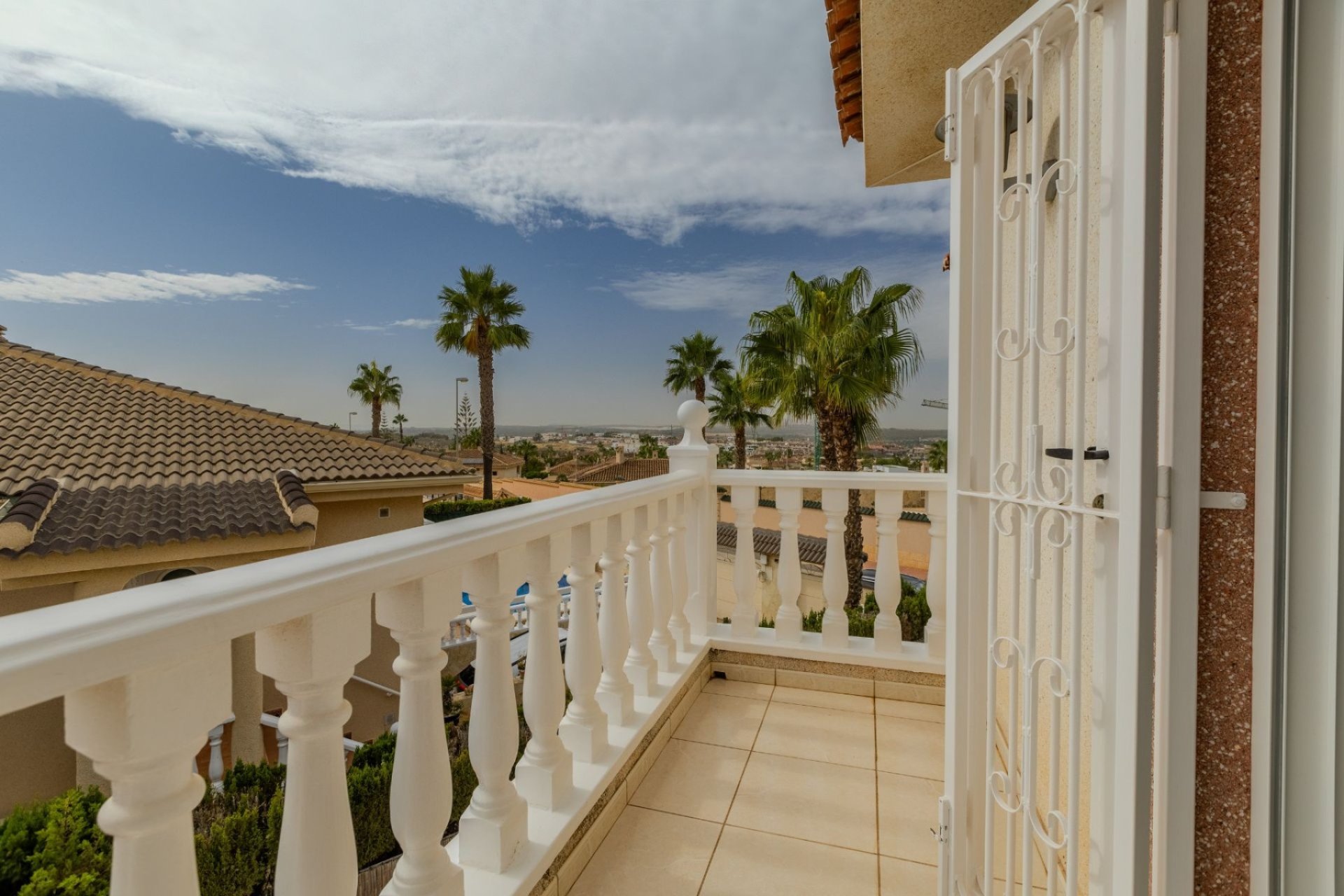 Resale - Villa -
Rojales - Benimar