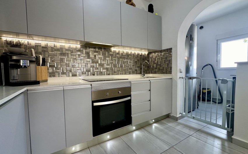 Resale - Villa -
Rojales - Ciudad Quesada