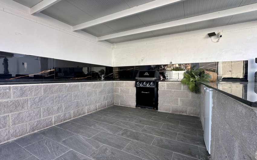 Resale - Villa -
Rojales - Ciudad Quesada