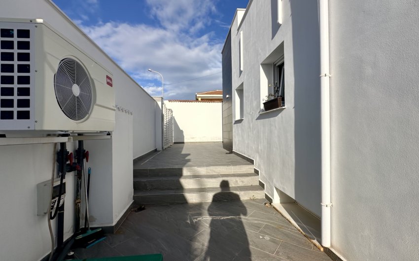 Resale - Villa -
Rojales - Ciudad Quesada