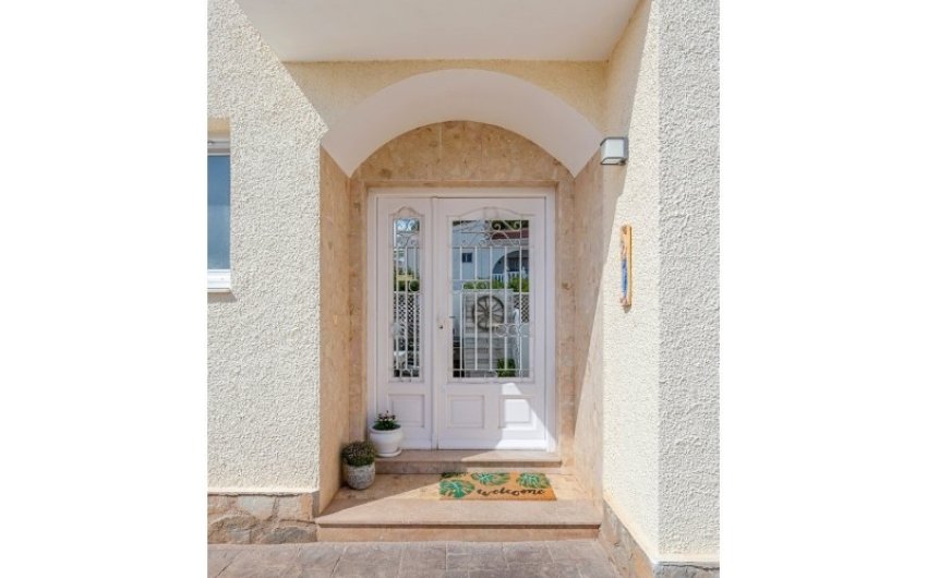 Resale - Villa -
Rojales - Ciudad Quesada